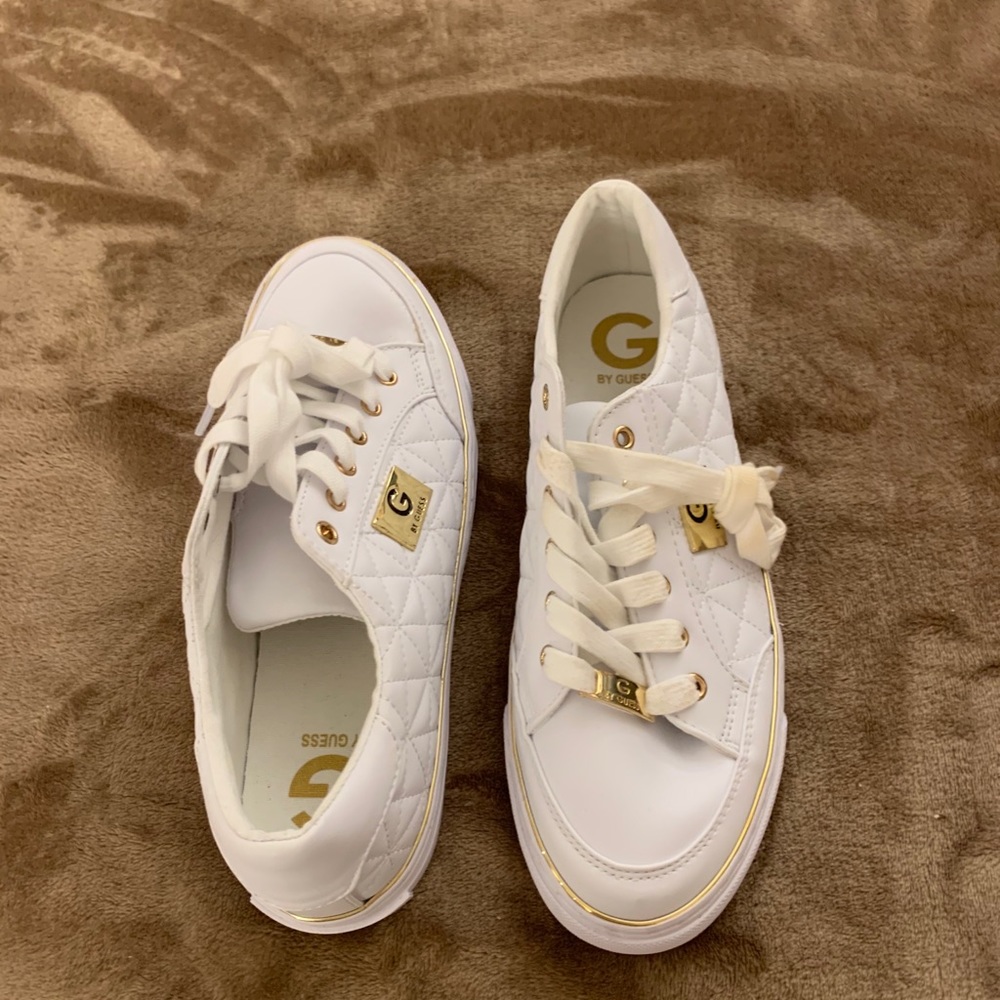 G by Guess - Picture 3 of 5